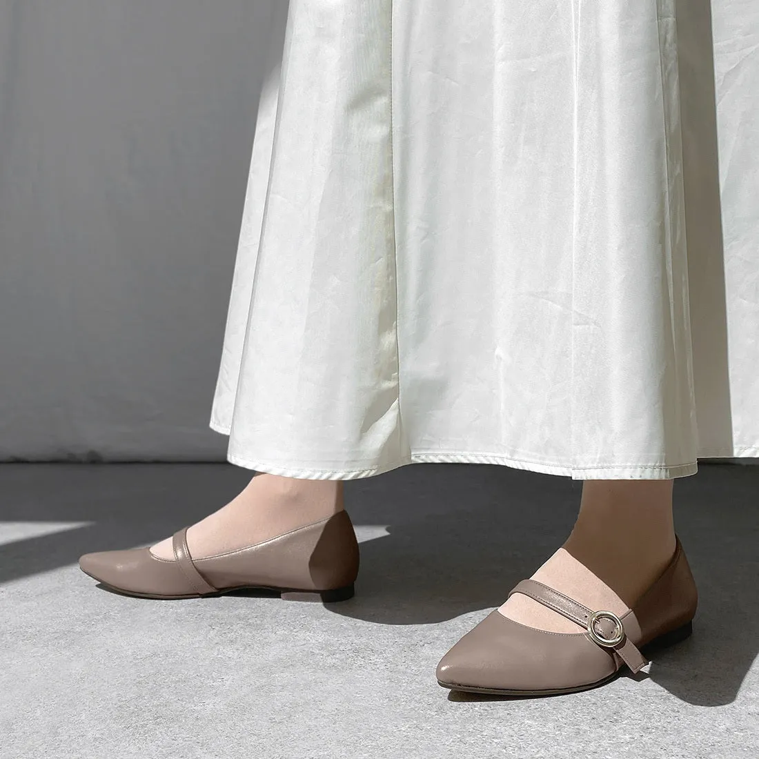 15% OFF: Instep strap flat shoes (m17005) dark greige