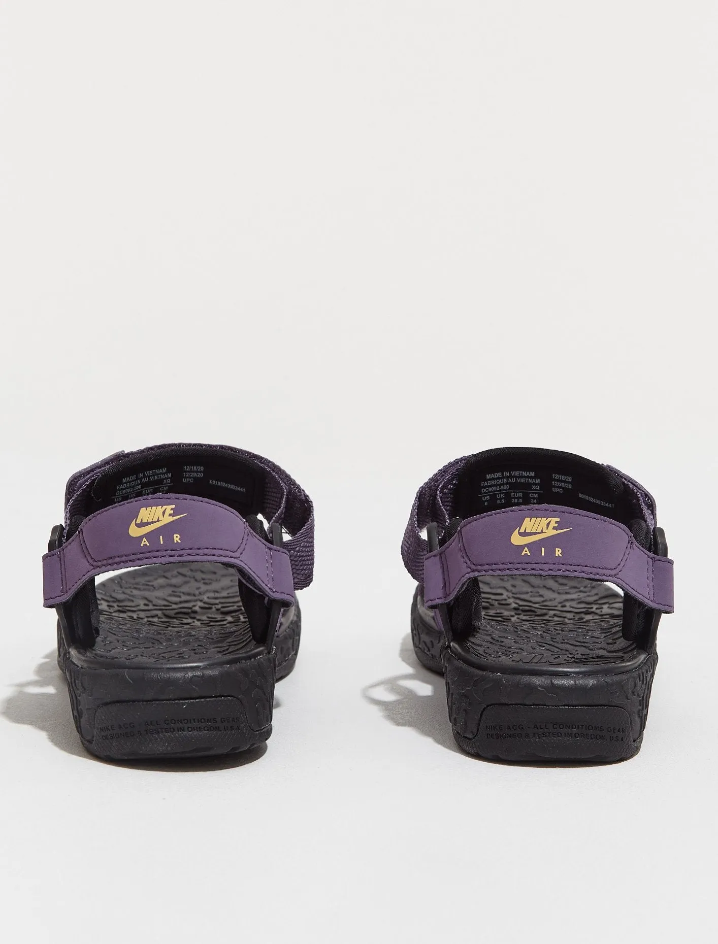ACG Air Deschutz   Sandal in Amethyst Smoke