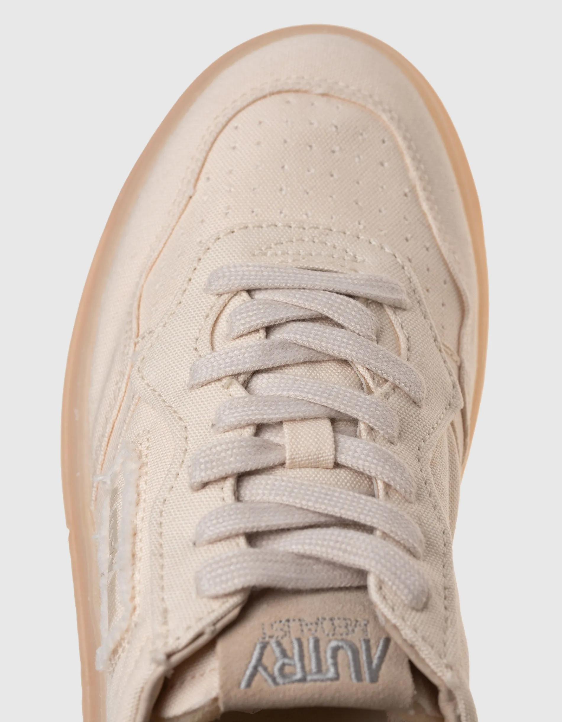 Canvas-Sneaker Medalist