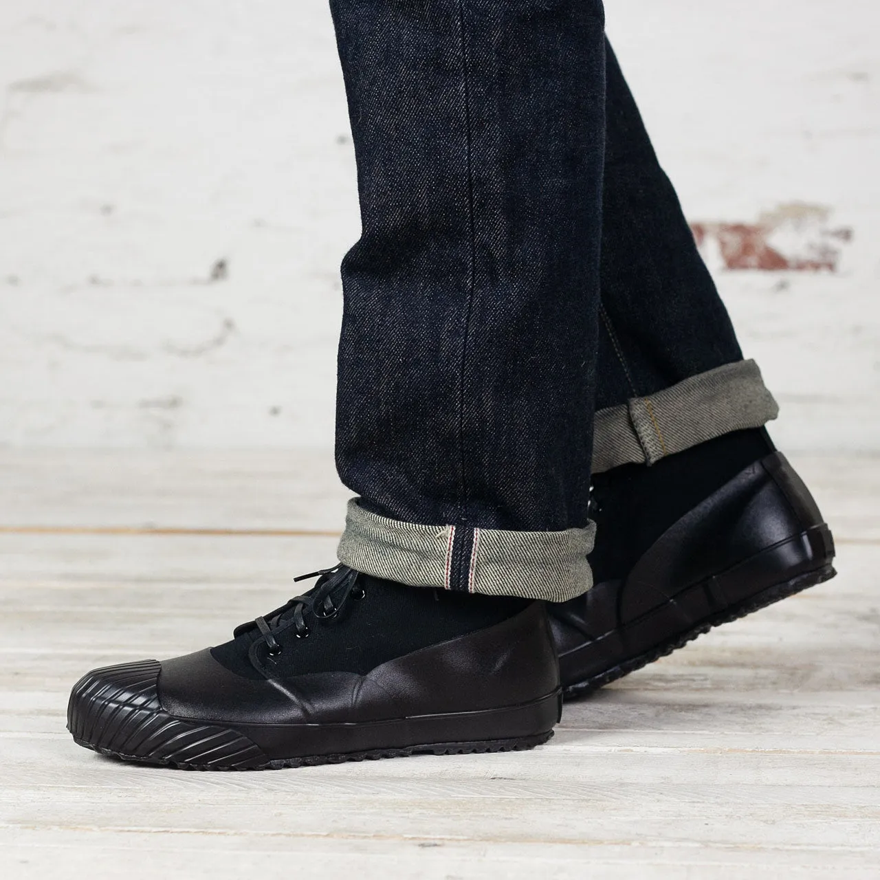 Canvas Sneaker "All Weather" Schwarz
