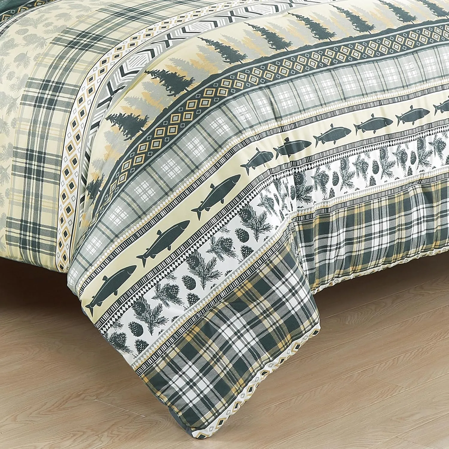 Chezmoi Collection Ridge 7-Piece Northwest Cabin Lodge Bed in a Bag King Comforter Set - Multicolor Pine Tree Fish Deer Printed Microfiber Bedding Set