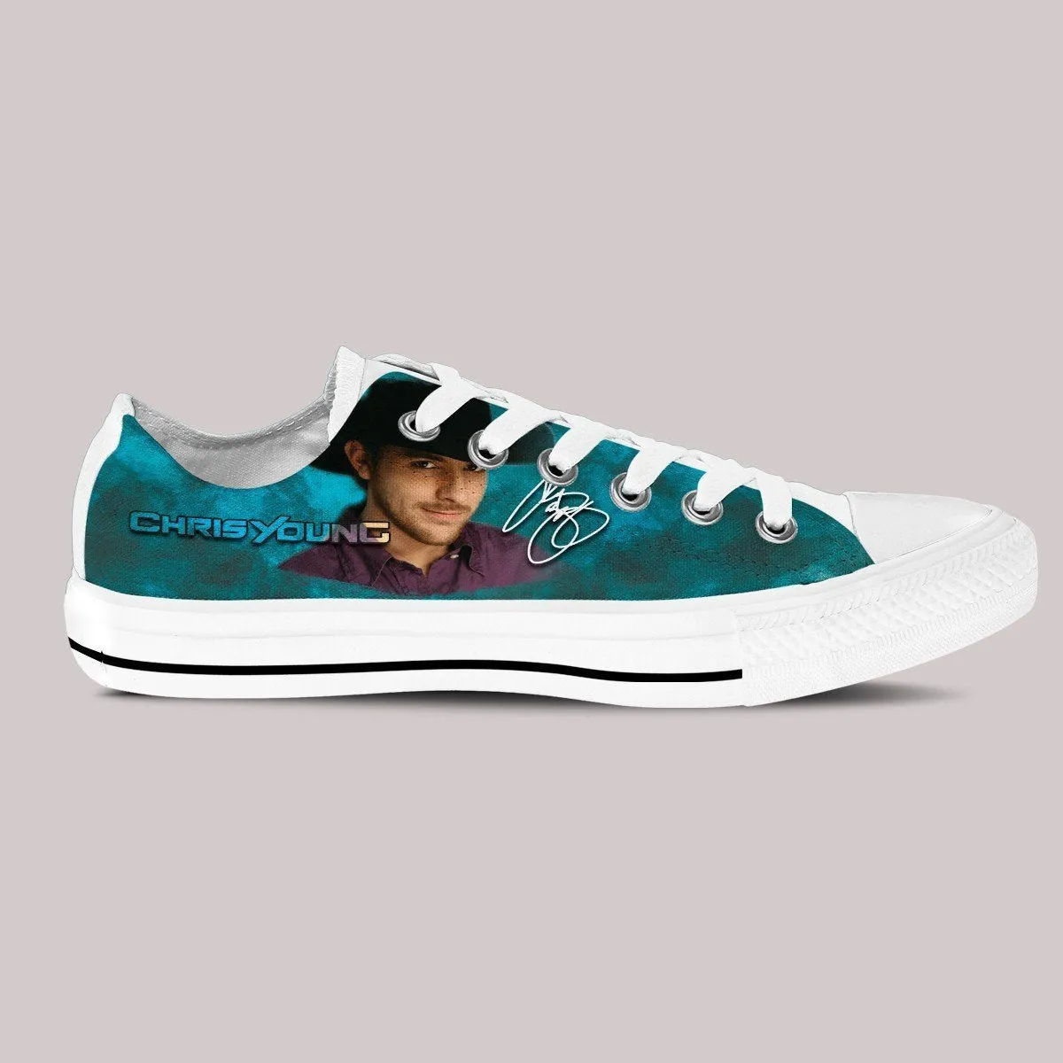 chris young ladies low cut sneakers