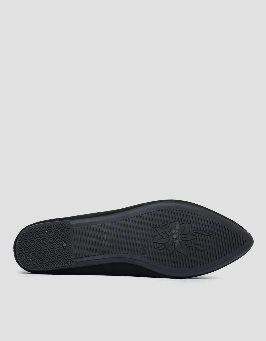 Connexion Pointed Toe Sepatu Ballerinas Wanita