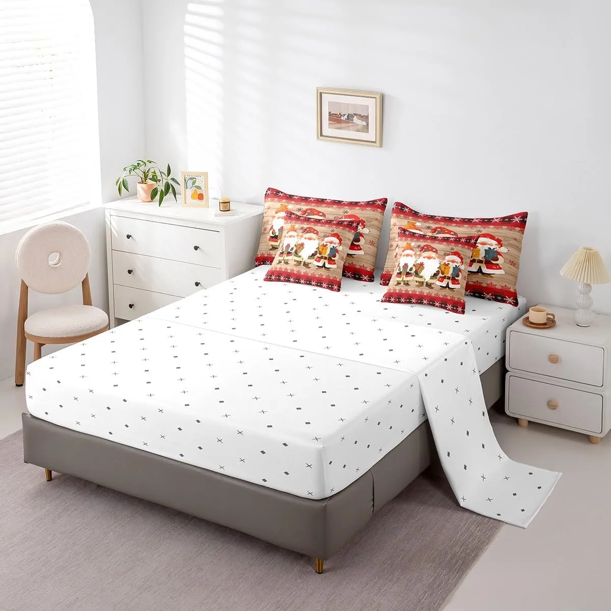 Erosebridal Queen Christmas Gnomes Comforter Set 7 Pieces, Snowflake New Year Bed in A Bag, Rustic Wooden Planks Bedding Set Xmas Santa Claus Comforter, Flat Sheet, Fitted Sheet, Pillowcases, Red