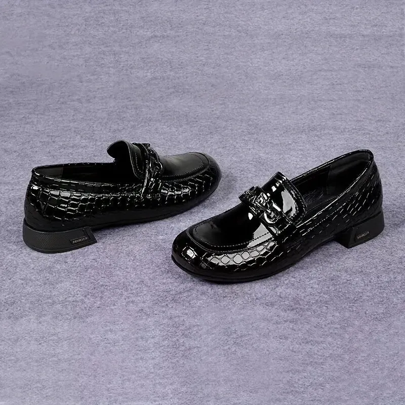 Fashionable Solid Color Slip-On Loafers - Stylish Trendy Platform Shoes with Ultra-Comfortable Breathable Fit and Durable Chunky Heel - Versatile Preppy Style for Everyday Wear