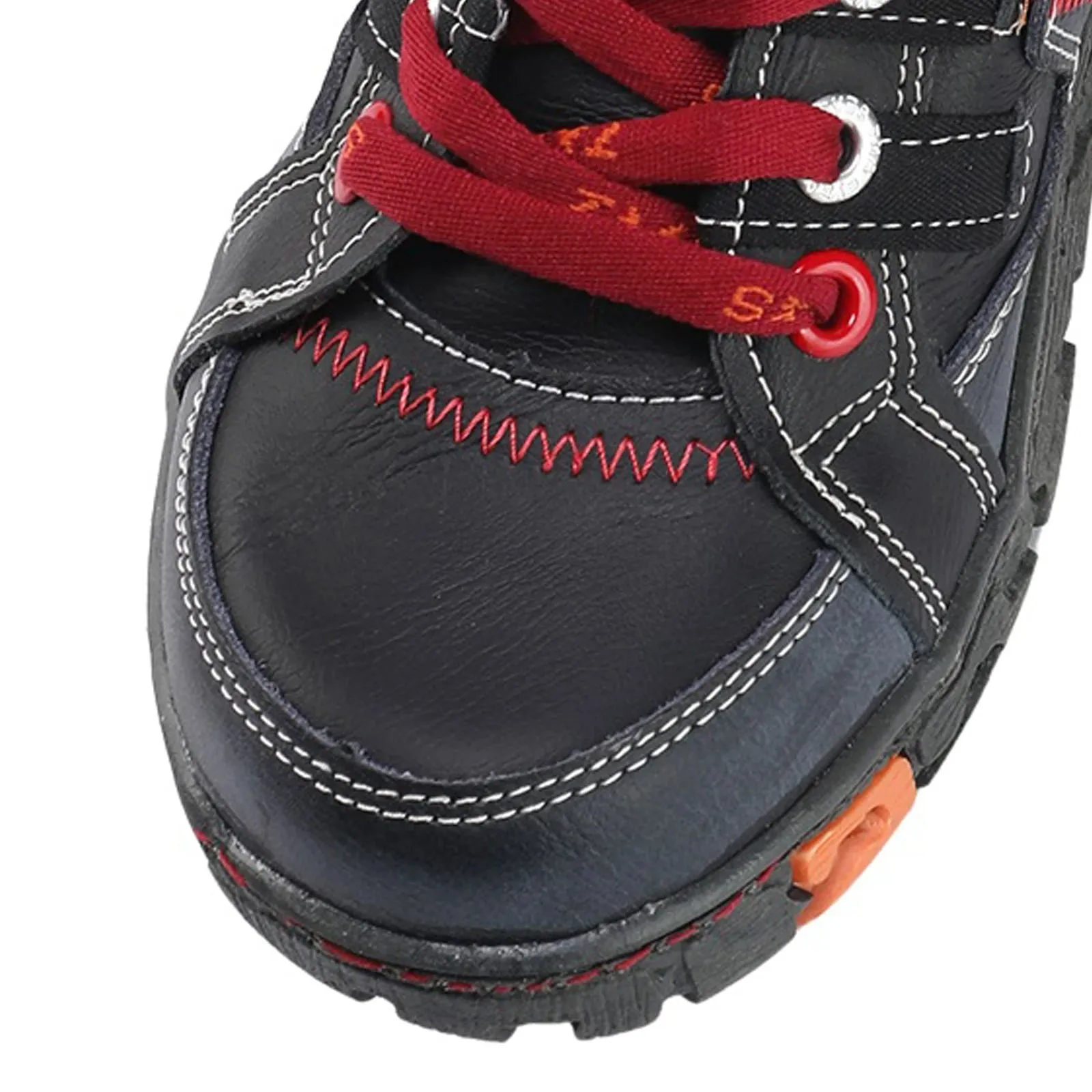 Genuine Leather Womens Flat Sneaker for Outdoor