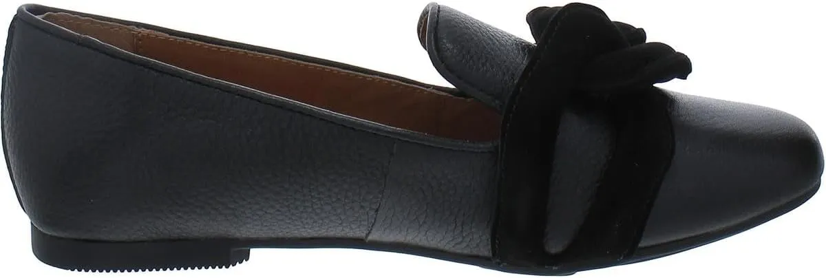 Kenneth Cole New York Women's Eugene Chain Loafer Flat