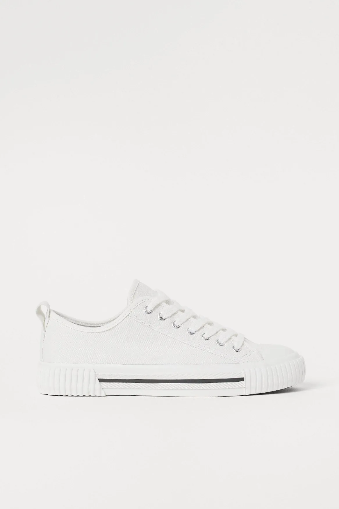 Lameeka Canvas Sneaker