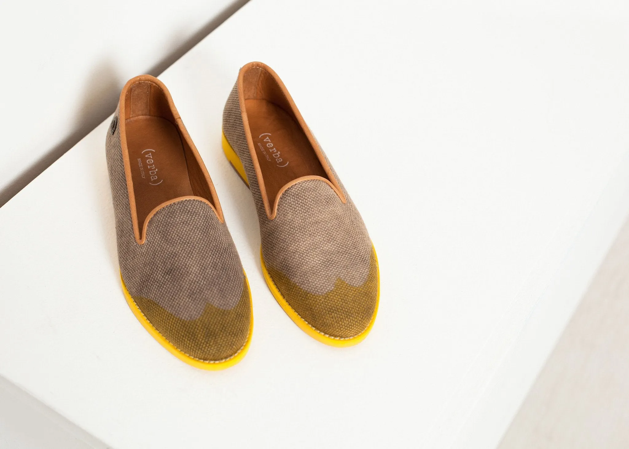 Loafer Wingtip Proactive service in Yellow 5-star customer support