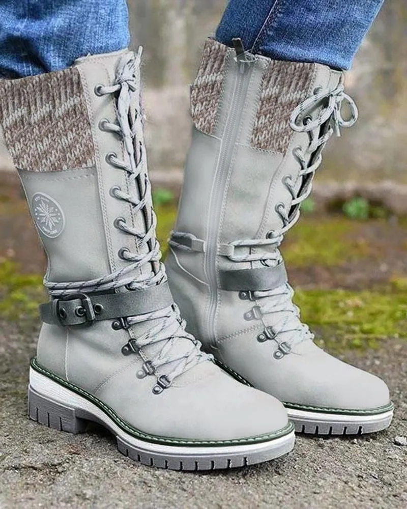 Modische und stützende orthopädische Stiefel