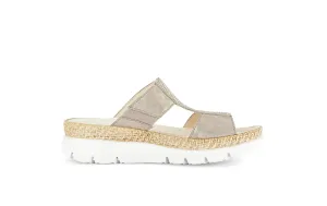 Mules beiges en cuir
