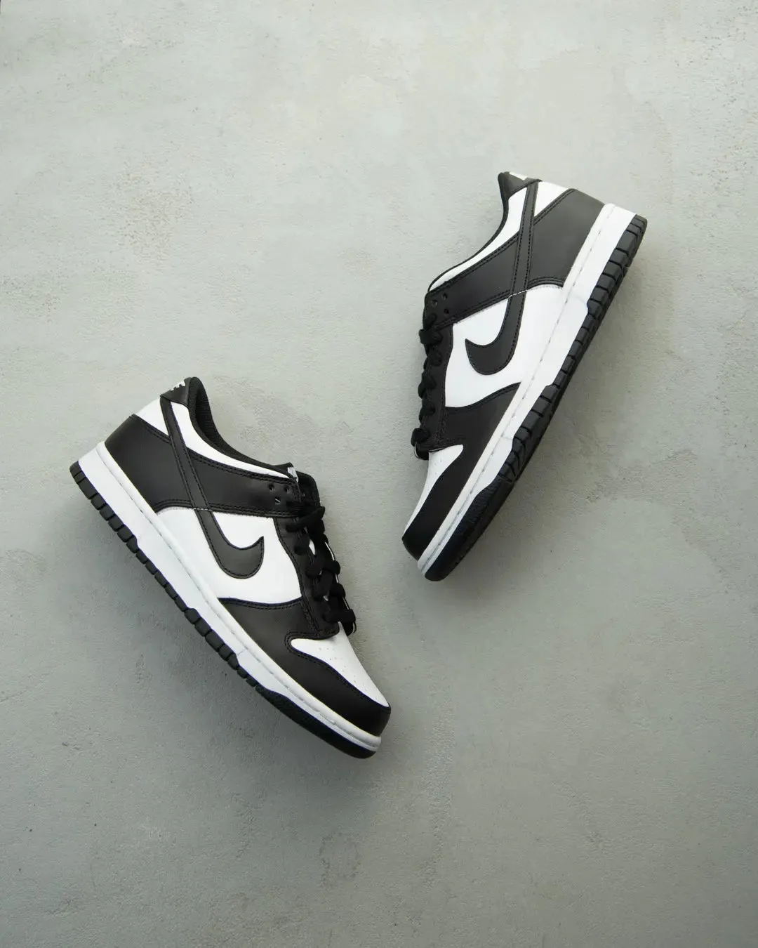 Nike Dunk Low Retro White Black