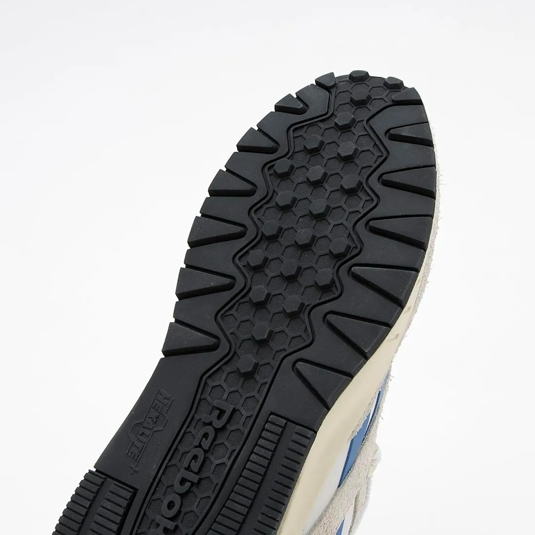 Reebok Men's Flat Sneaker