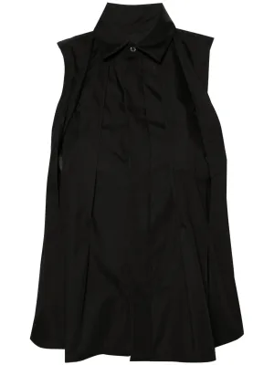 Sleeveless Pleated Shirt