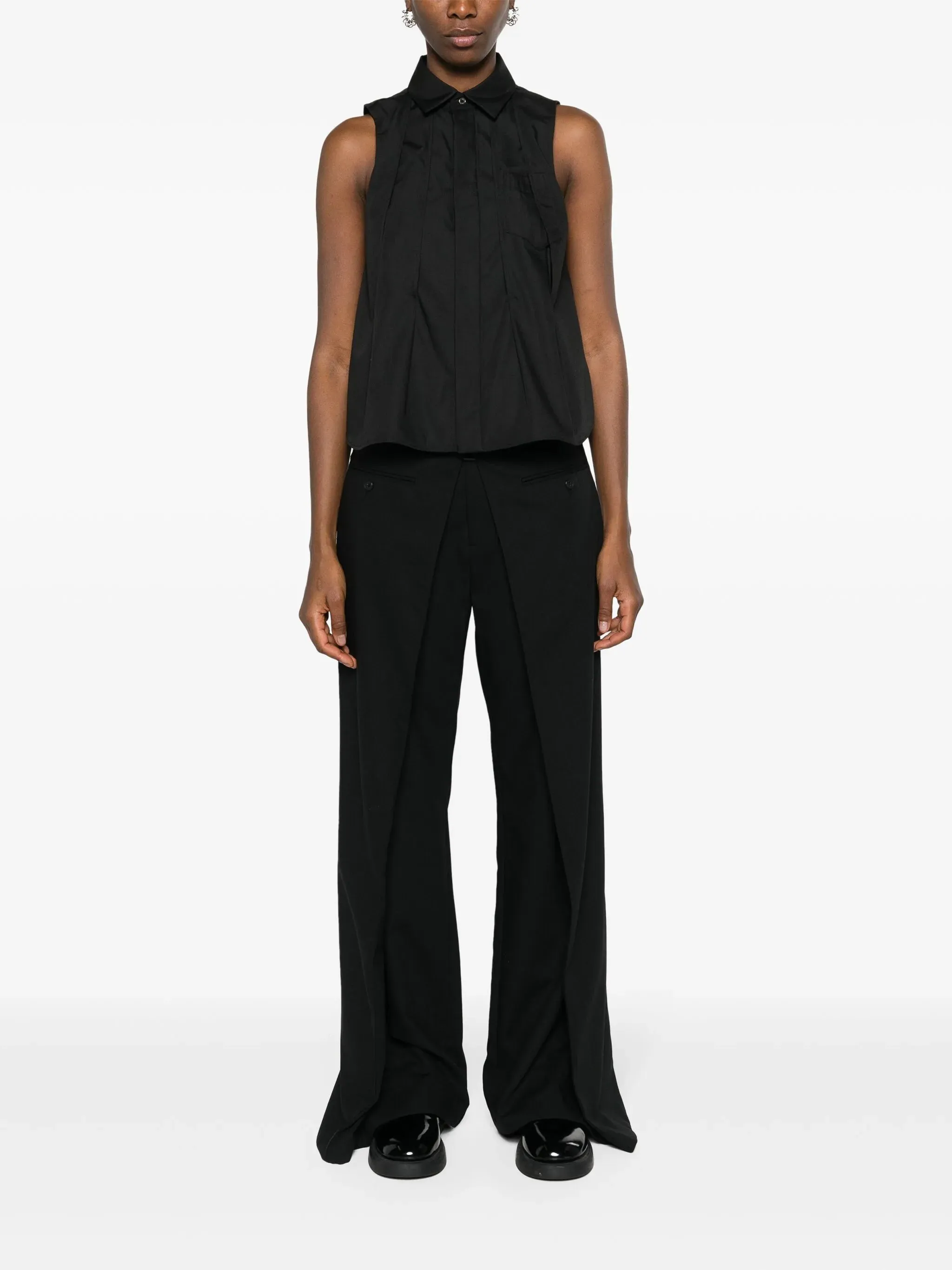 Sleeveless Pleated Shirt