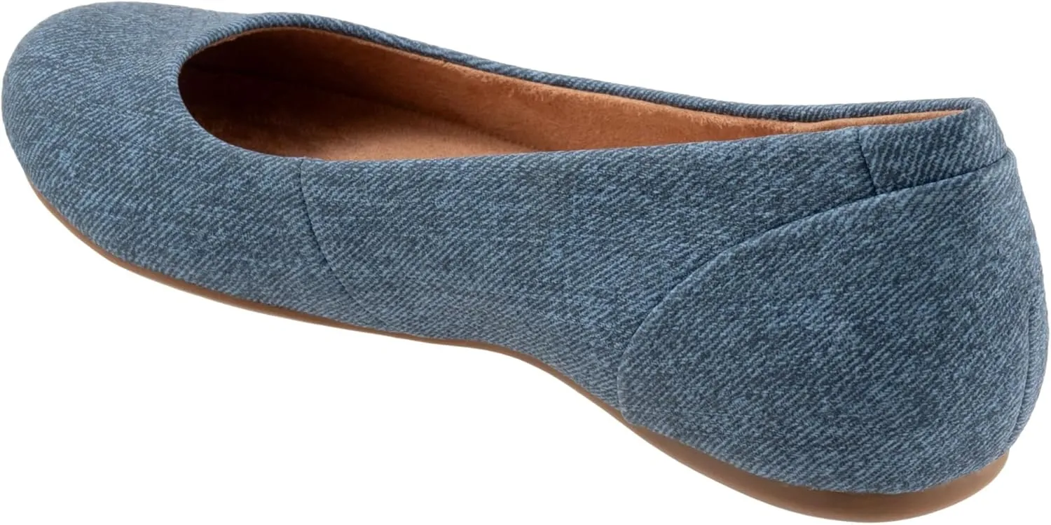 SoftWalk Women's Sonoma Ballet Flat
