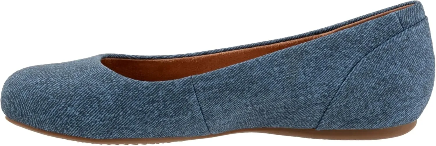 SoftWalk Women's Sonoma Ballet Flat