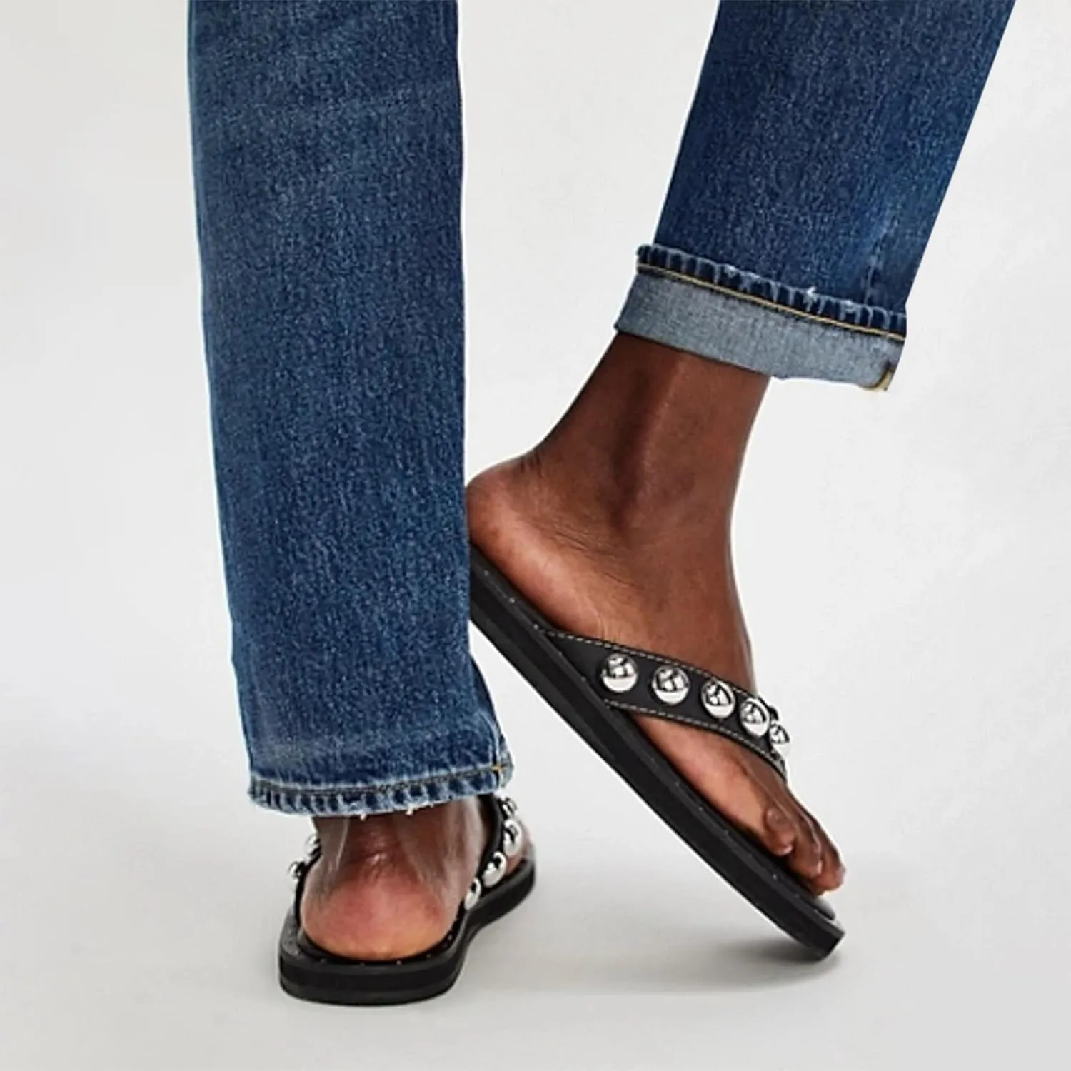 Studded Thong Sandals for Women Round Clip Toe Slip On Flip Flops Slides Comfortable Contrast Tacked Slipper Shoes