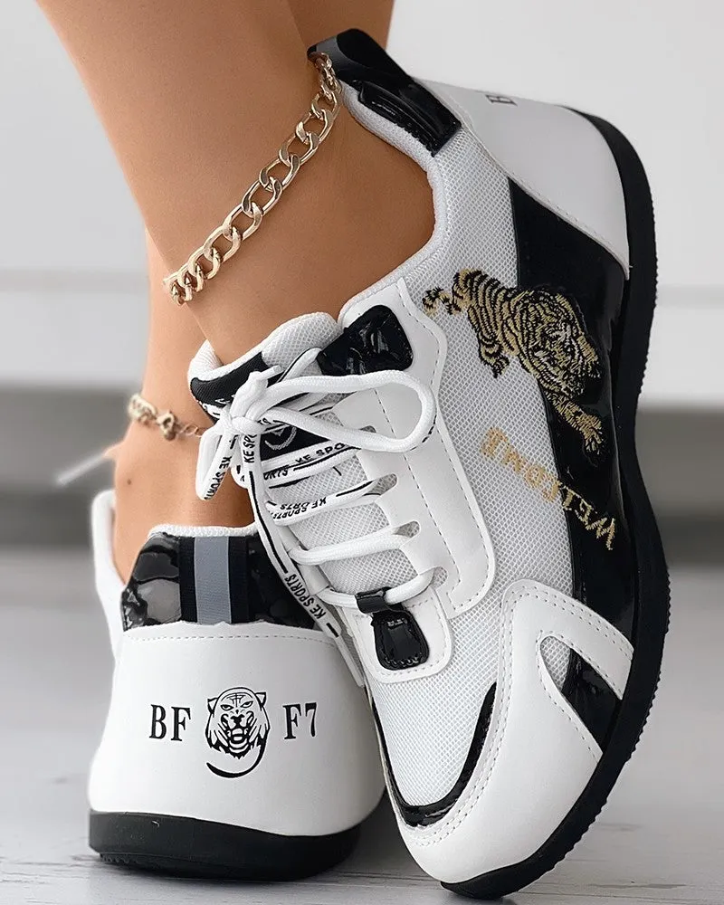 Tiger Embroidery Colorblock Lace up Sneakers