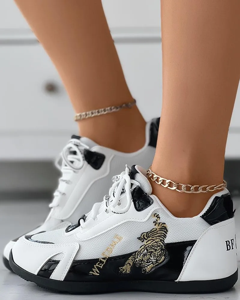 Tiger Embroidery Colorblock Lace up Sneakers