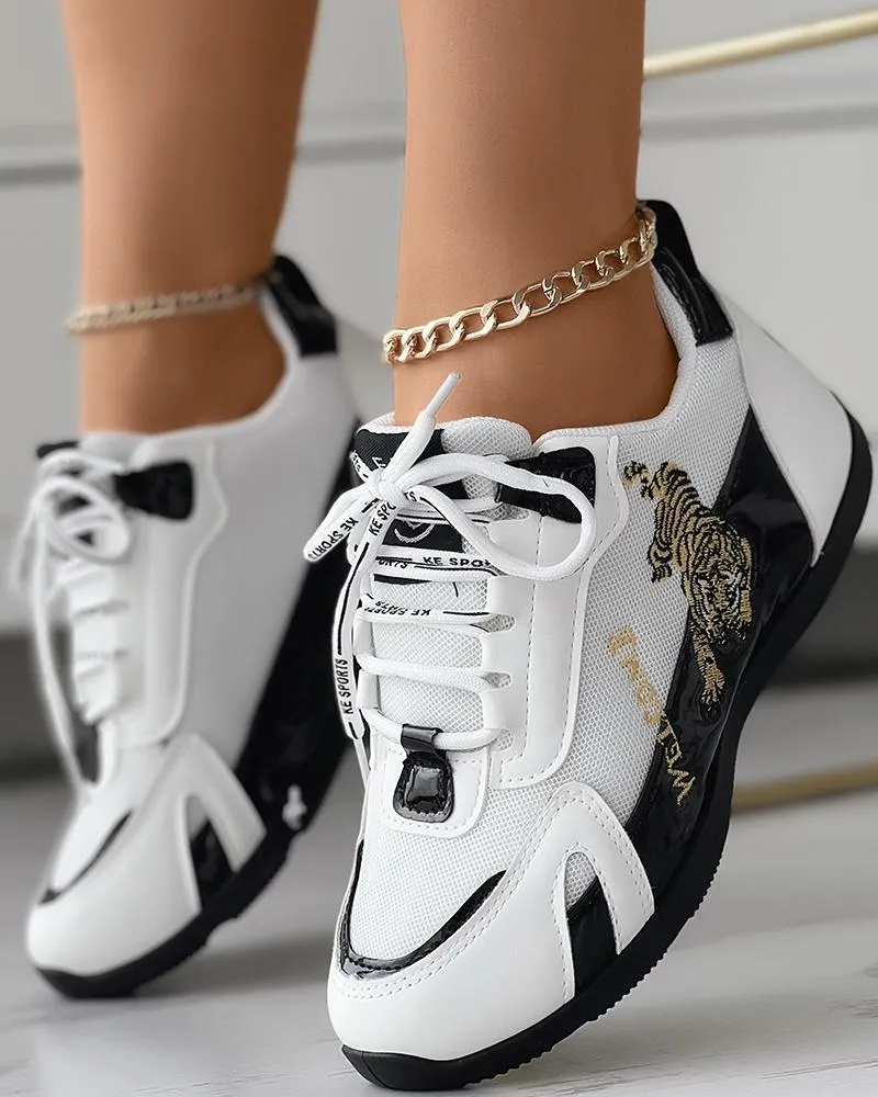 Tiger Embroidery Colorblock Lace up Sneakers