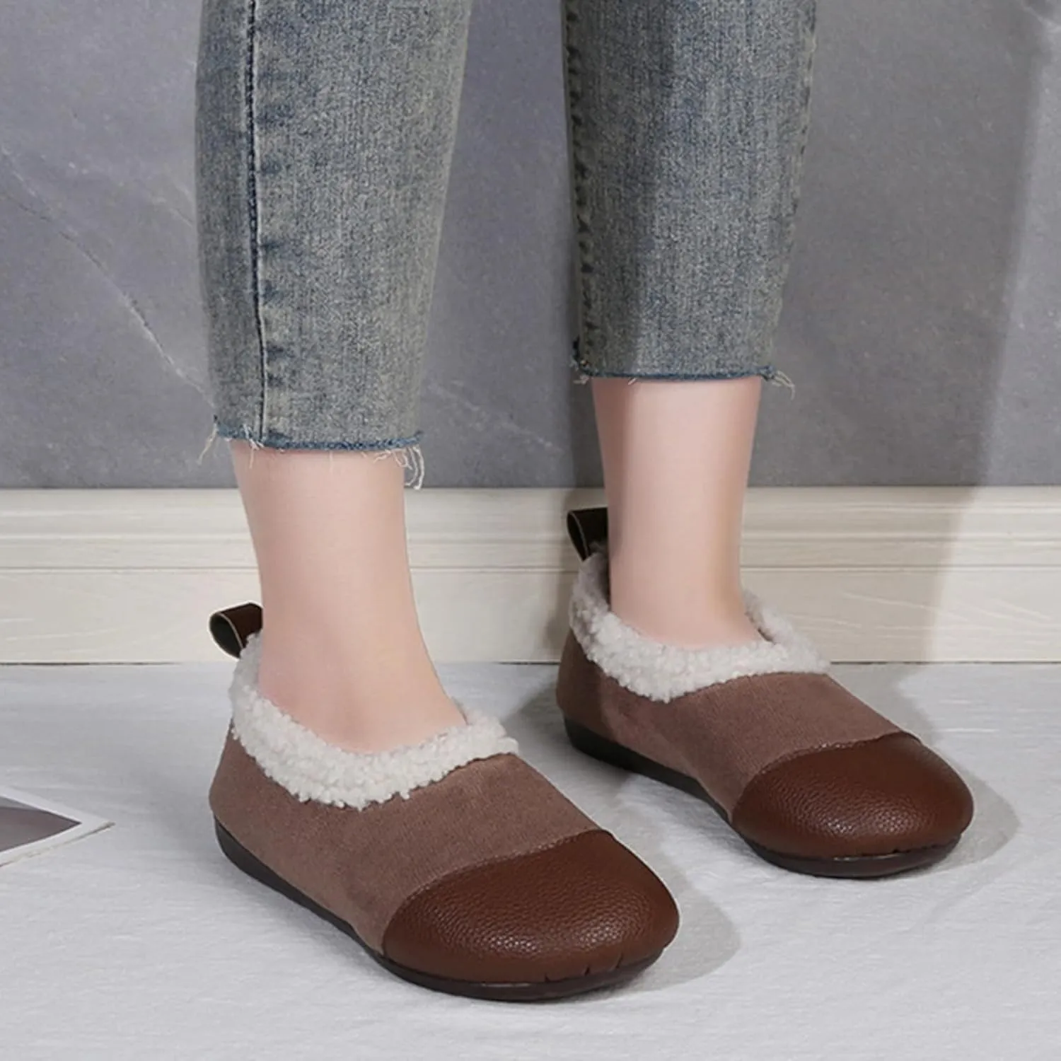Warm and Luxurious Winter Leather Shoes for Women, Warm Plush Lining with Orthopedic Arch Support, Casual Walking Shoes