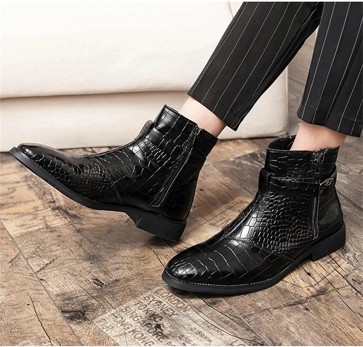 Yuizko Men'S Print Leather Side Zipper Chelsea Ankle Boots Fashion Low-Heels Pointed Toe Buckle Casual Dress Short Booties